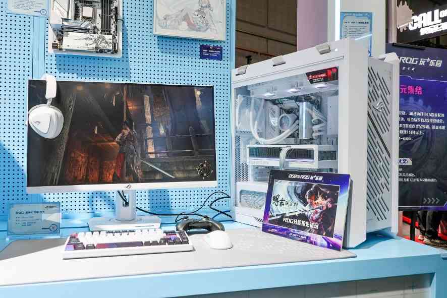 ROG玩+乐园亮相BW2025 二次元IP联名引爆展会(图11)