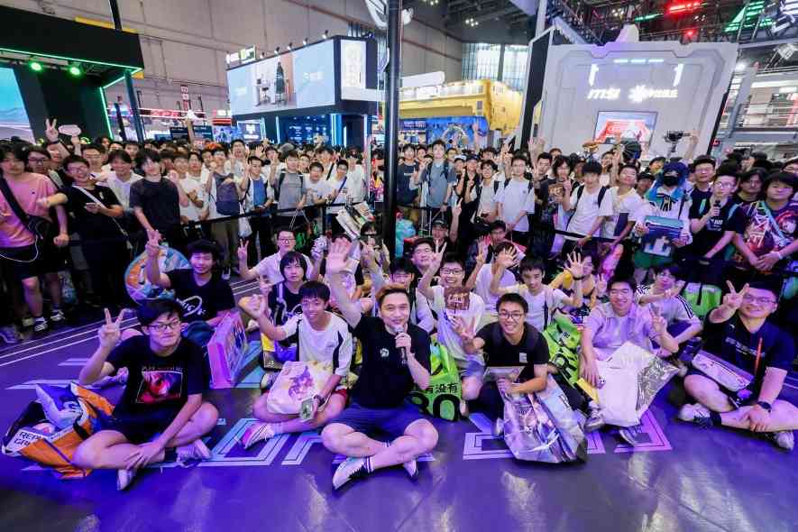 ROG玩+乐园亮相BW2025 二次元IP联名引爆展会(图28)