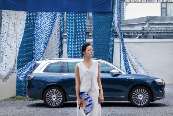 稳坐50万级销冠！问界M9重新定义豪华出行新标杆(图5)