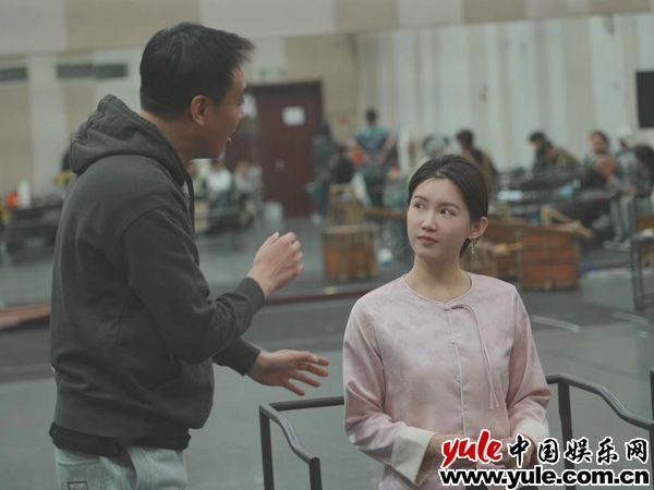 《苏堤春晓》发布会在京举办 苏青搭档辛柏青演绎宋韵风尚