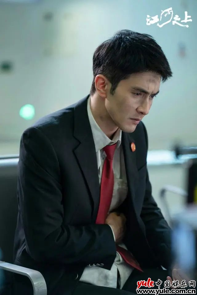 《江河之上》高伟光首演“有温度”的法官 法理之外亦有人情(图5)