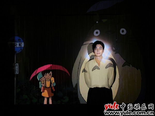 朱亚文出席宫崎骏《你想活出怎样的人生》首映礼 分饰两角被赞音色惊喜(图3)