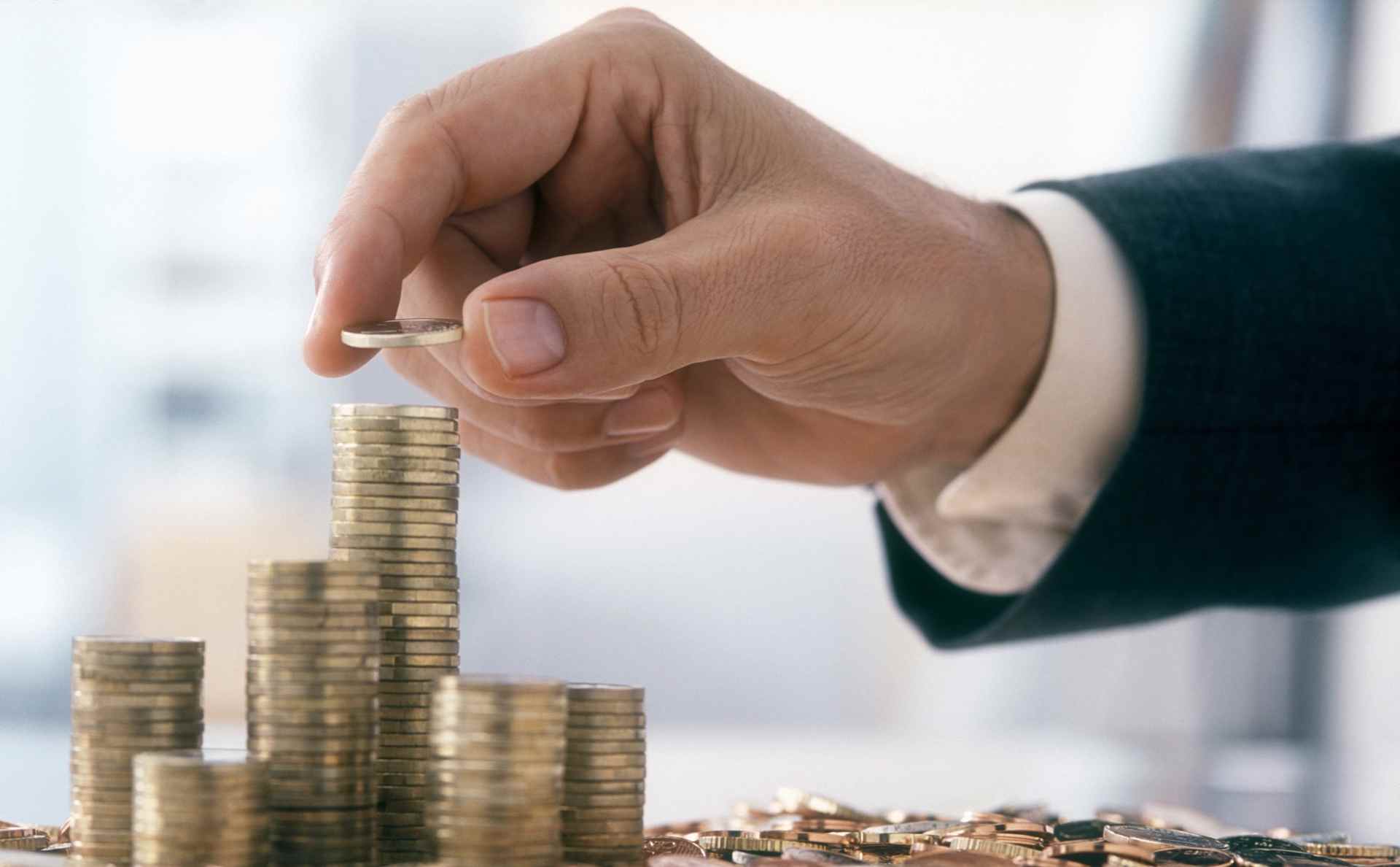 央行解读5万元现金存取新规 不影响居民正常业务