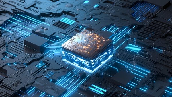 芯片股集体异动，资金流入加速推动国产替代进程 - 百博资讯