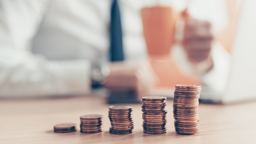 货币基金收益率延续下行趋势规模稳步扩张 - 百博资讯