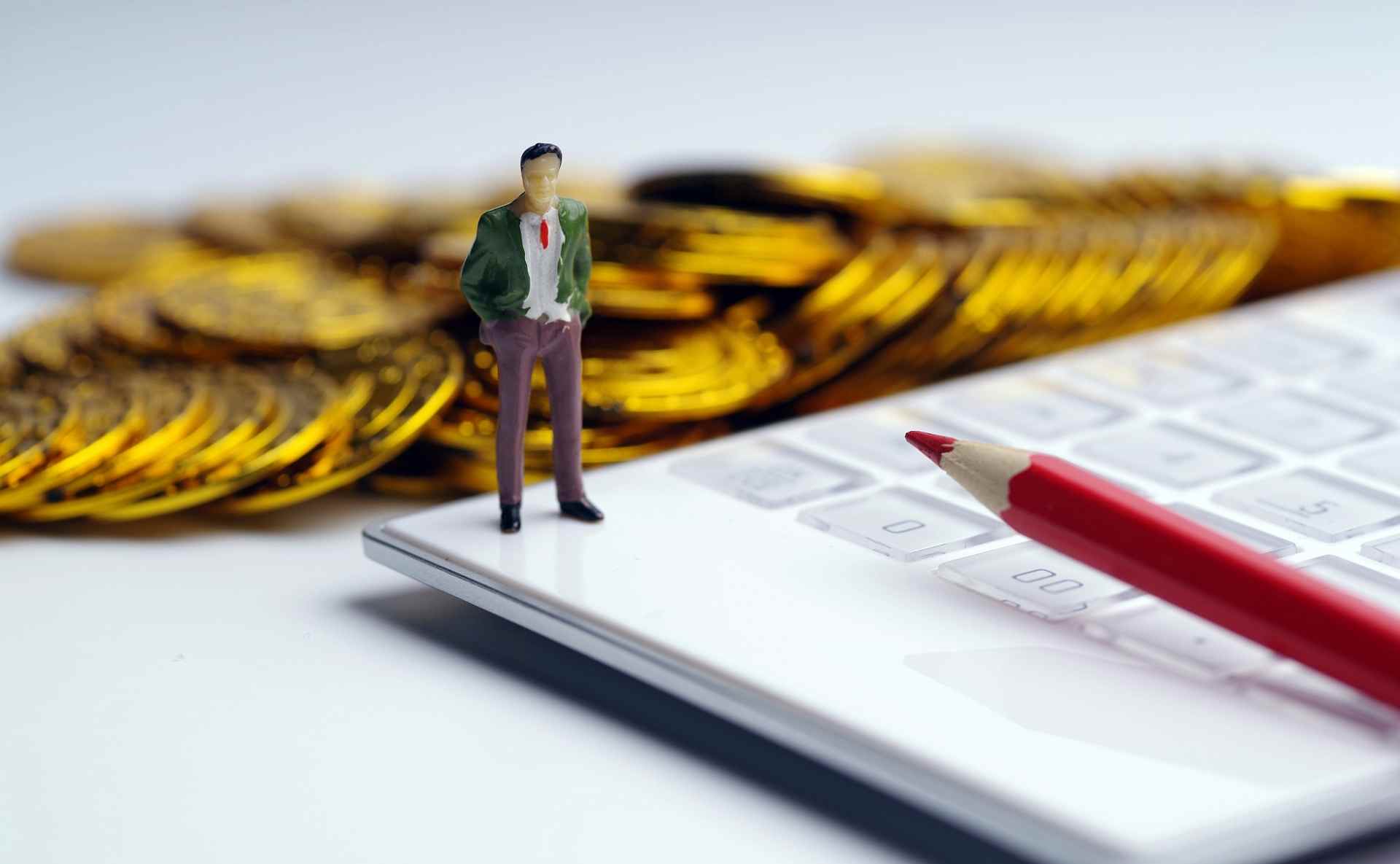 固收权益冷热不均 公募下半年发行“跟着需 - 百博资讯