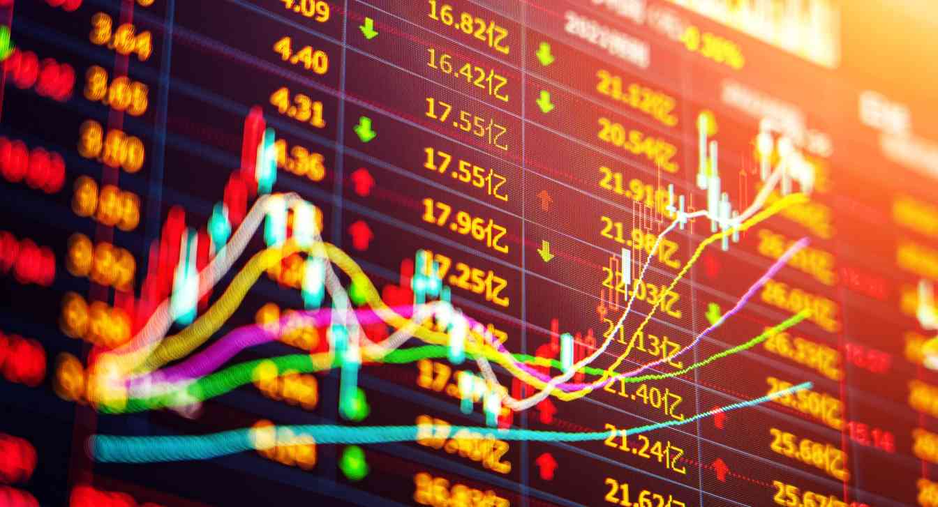 公募基金规模突破31万亿，债券QDII领跑业绩分化